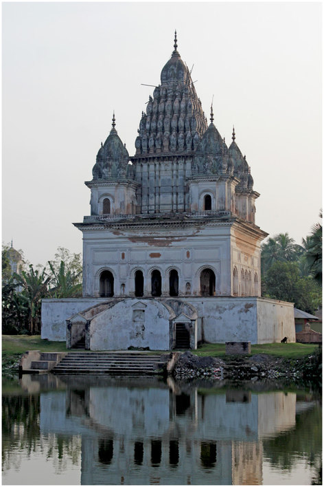 Shiva temple in Puthia