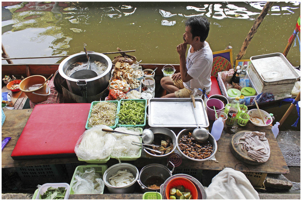 Floating market